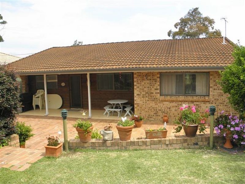 82 Basin View Parade, Basin View NSW 2540