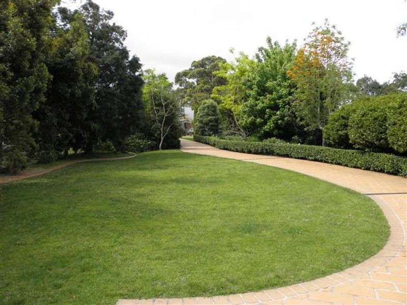 82 Basin View Parade, Basin View NSW 2540