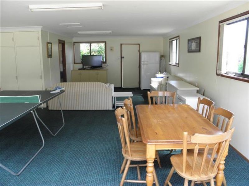 82 Basin View Parade, Basin View NSW 2540