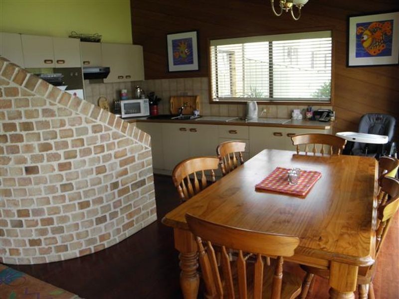82 Basin View Parade, Basin View NSW 2540