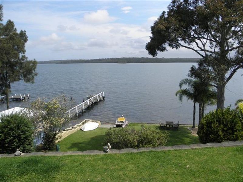 82 Basin View Parade, Basin View NSW 2540