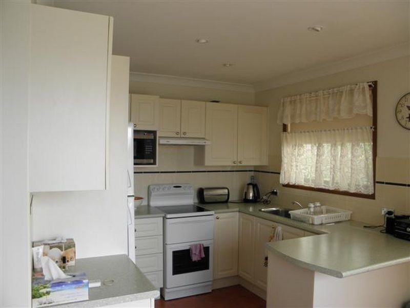 38 St Georges Road, St Georges Basin NSW 2540