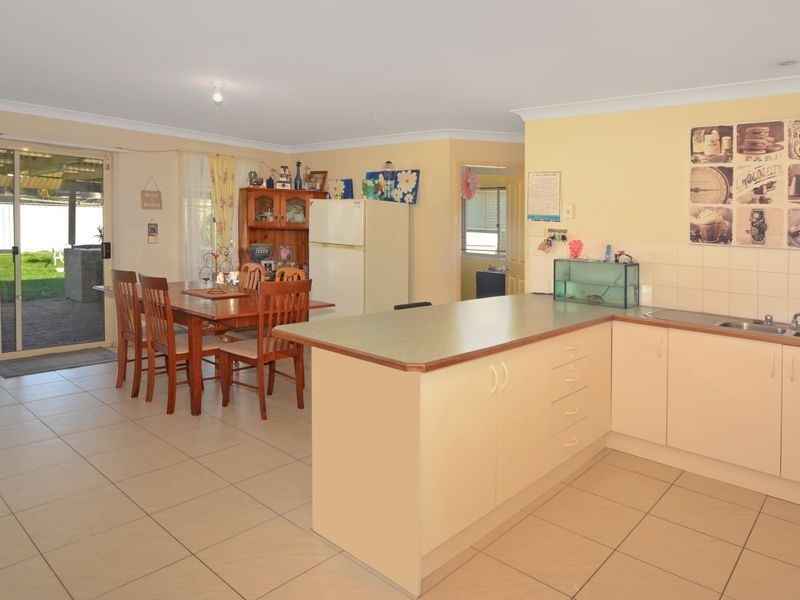 14 Costa Street, Worrigee NSW 2540