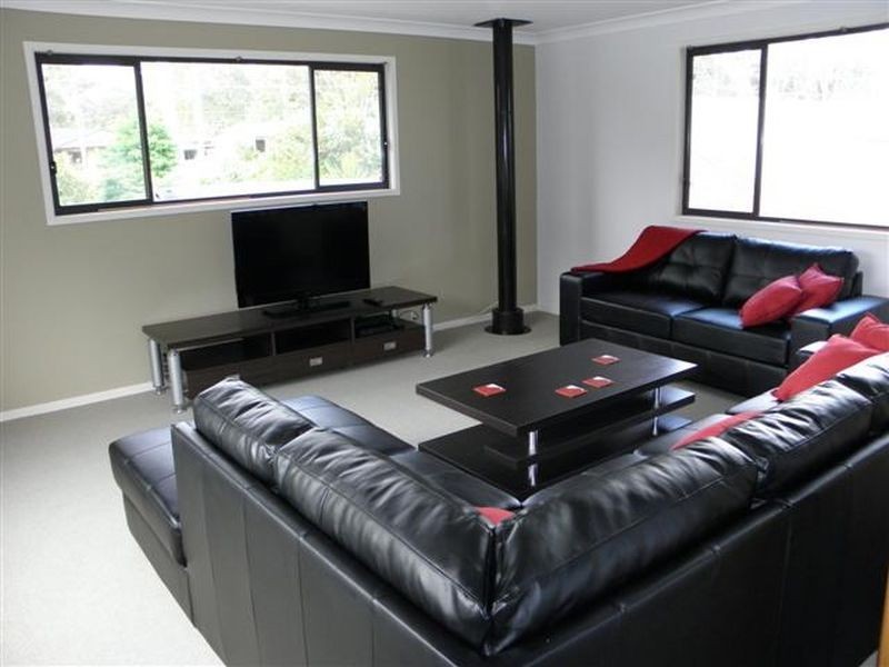 25 Walmer Avenue, Sanctuary Point NSW 2540