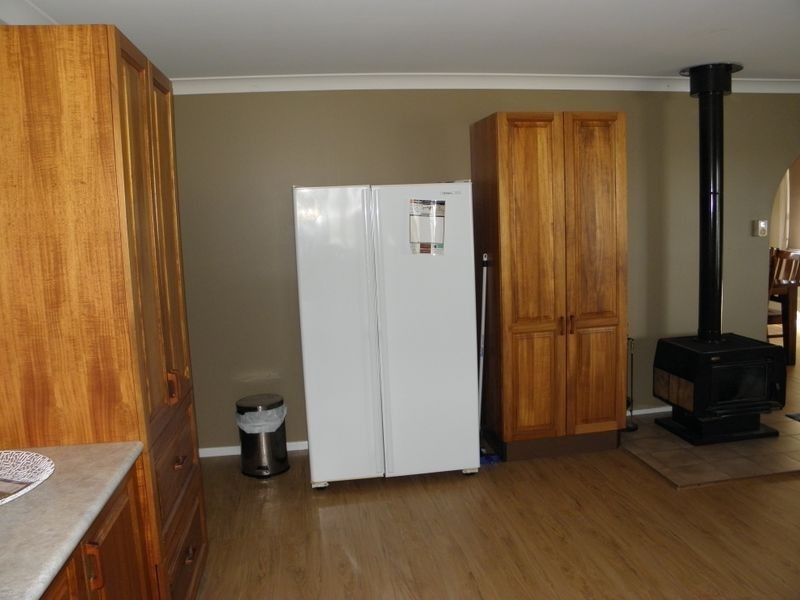 25 Walmer Avenue, Sanctuary Point NSW 2540