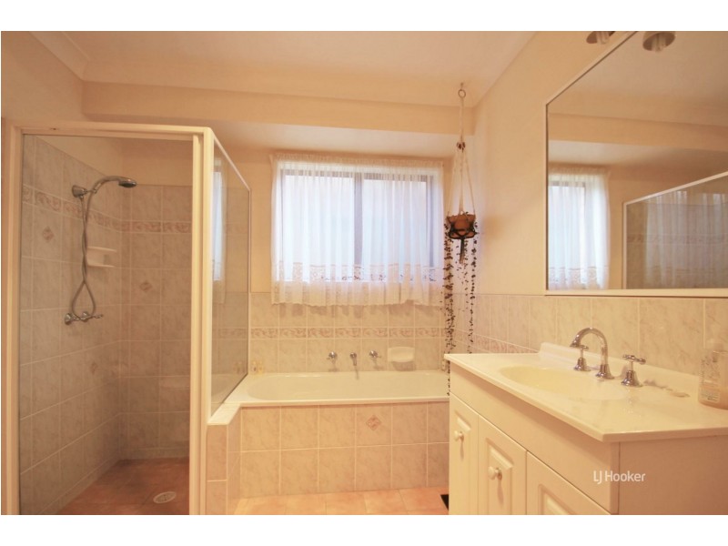 43 Cammaray Drive, St Georges Basin NSW 2540