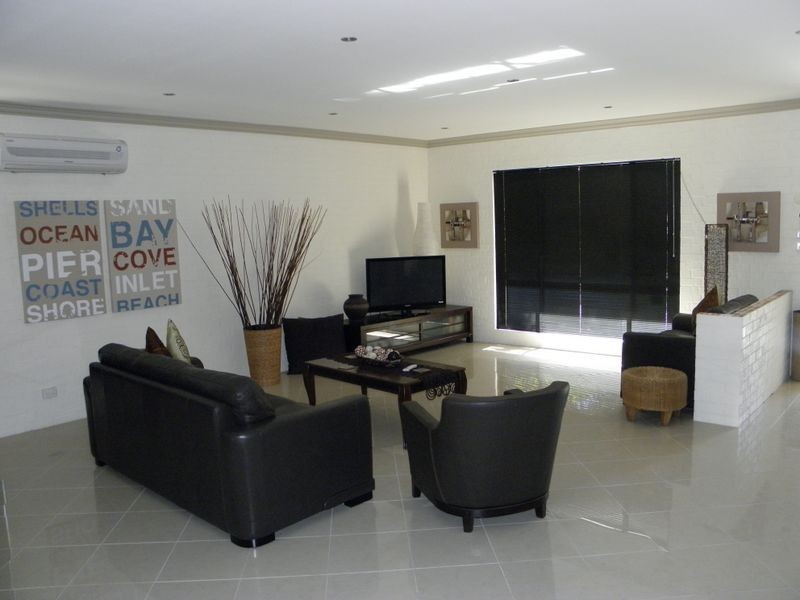 25 Waterpark Road, St Georges Basin NSW 2540