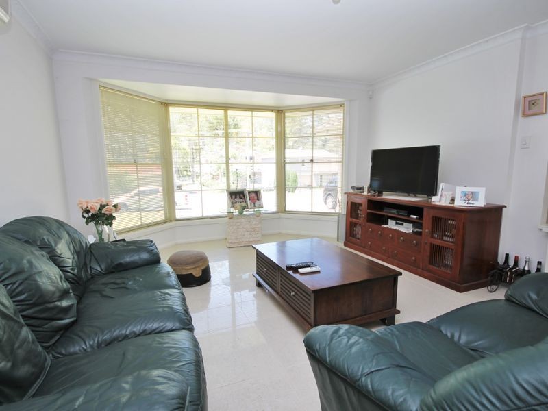 17 McGowen Street, Old Erowal Bay NSW 2540