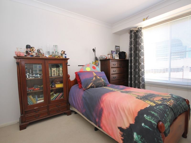 17 McGowen Street, Old Erowal Bay NSW 2540