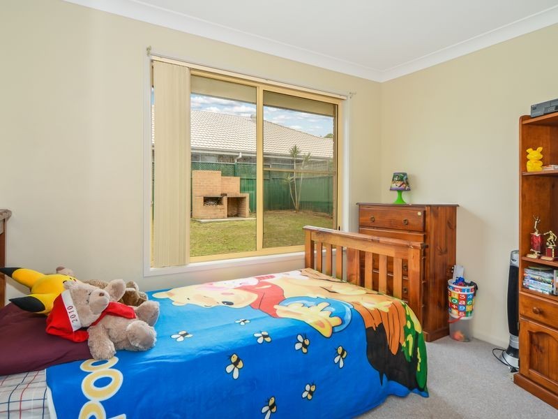 21 Hewitt Avenue, St Georges Basin NSW 2540