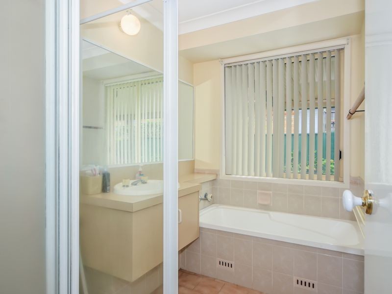 21 Hewitt Avenue, St Georges Basin NSW 2540