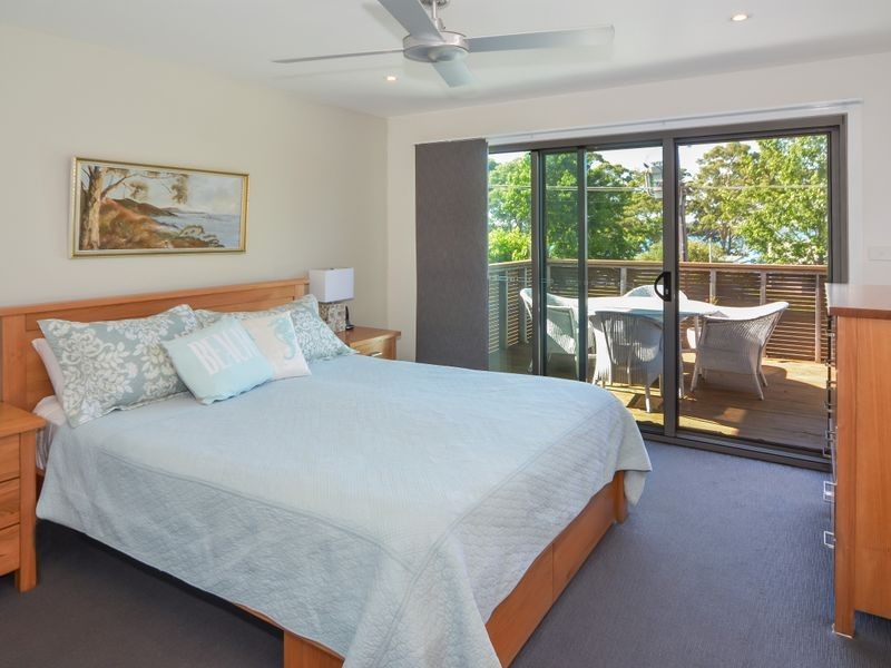 8 Walmer Avenue, Sanctuary Point NSW 2540
