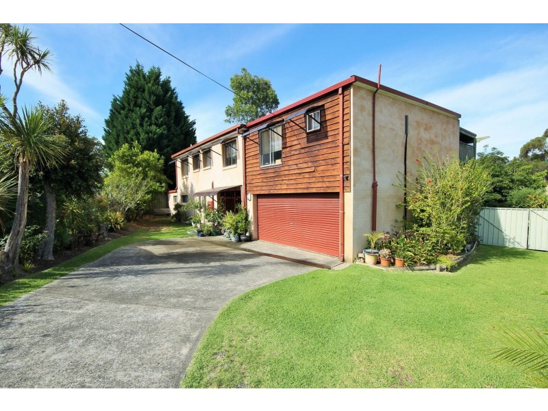 12 Collett Place, St Georges Basin NSW 2540