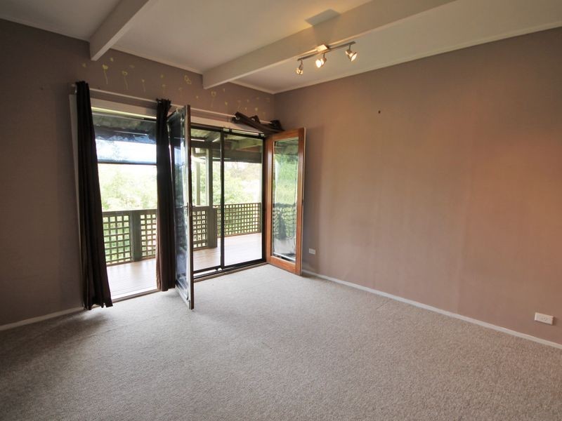 12 Collett Place, St Georges Basin NSW 2540