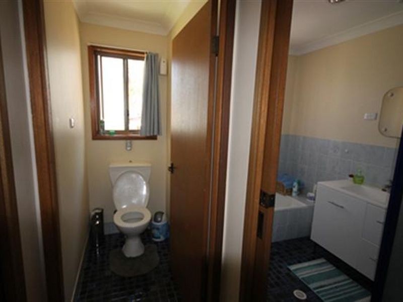 127 Sanctuary Point Road, Sanctuary Point NSW 2540