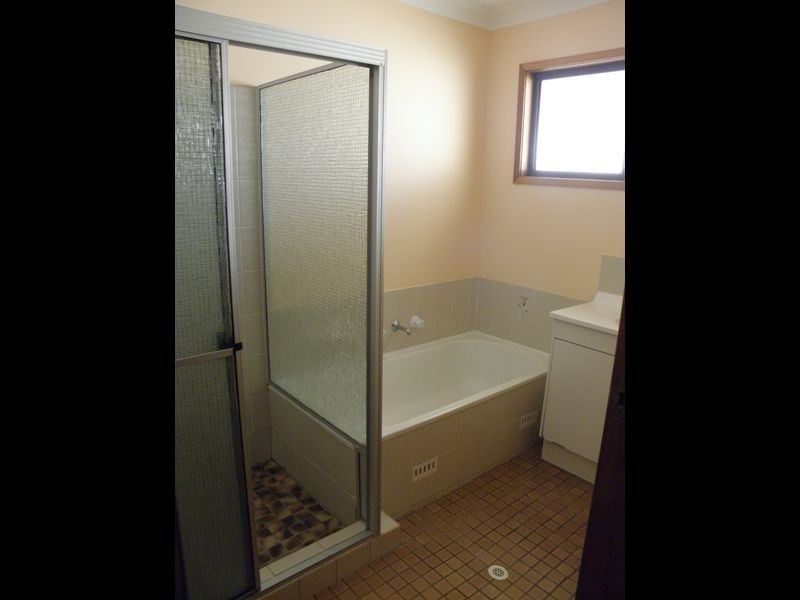 11 Cessna Ave, Sanctuary Point NSW 2540