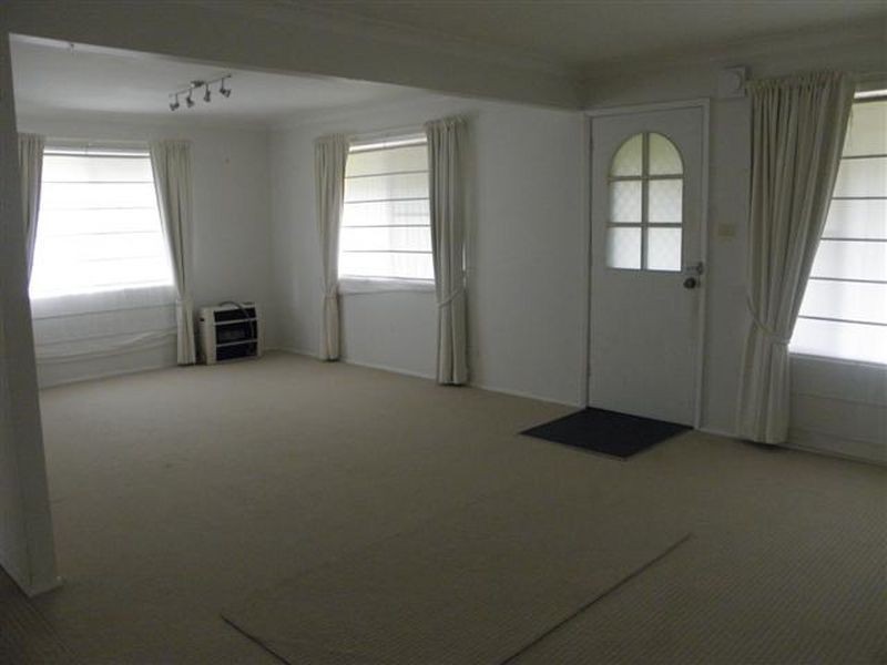 3 Fitzpatrick Street, Old Erowal Bay NSW 2540