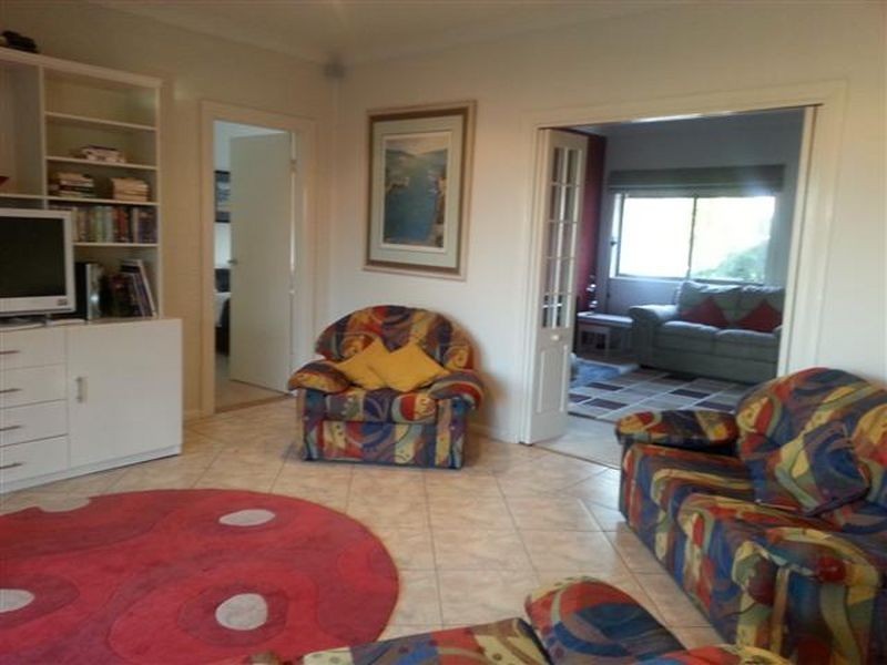 16 Gibson Cres, Sanctuary Point NSW 2540