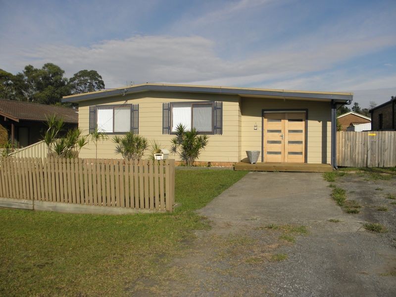 120 WARATAH CRESCENT, Sanctuary Point NSW 2540