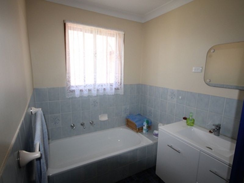 127 Sanctuary Point Rd, Sanctuary Point NSW 2540