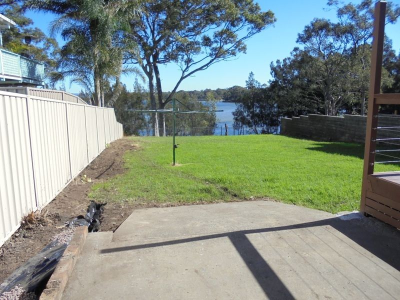 216 LORALYN AVENUE, Sanctuary Point NSW 2540
