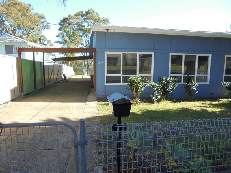216 LORALYN AVENUE, Sanctuary Point NSW 2540