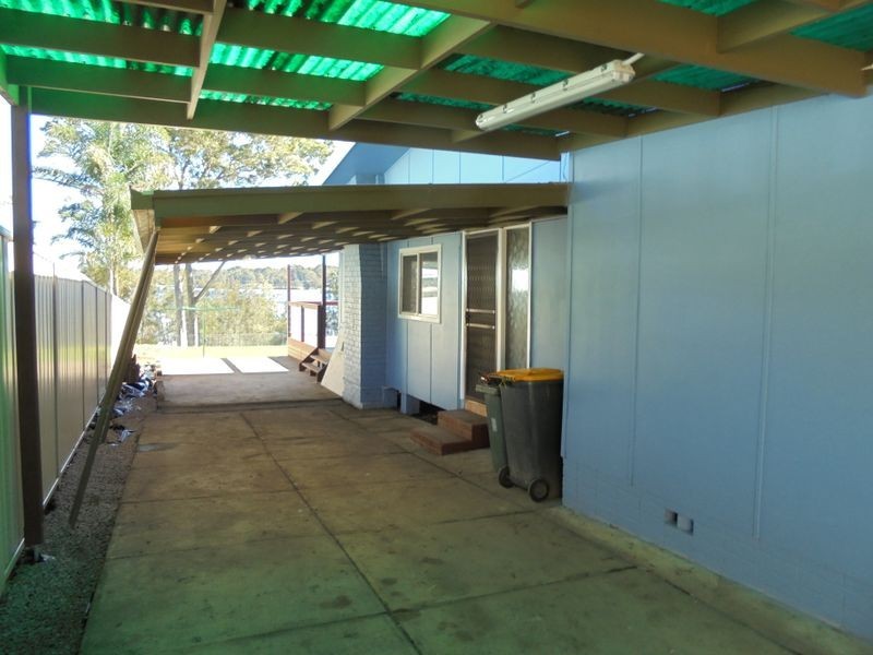 216 LORALYN AVENUE, Sanctuary Point NSW 2540
