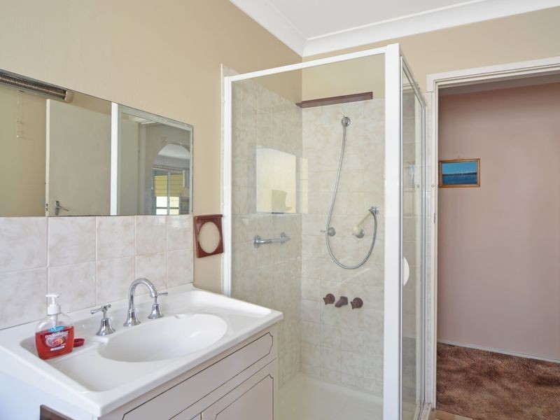 38 Macleans Point Road, Sanctuary Point NSW 2540
