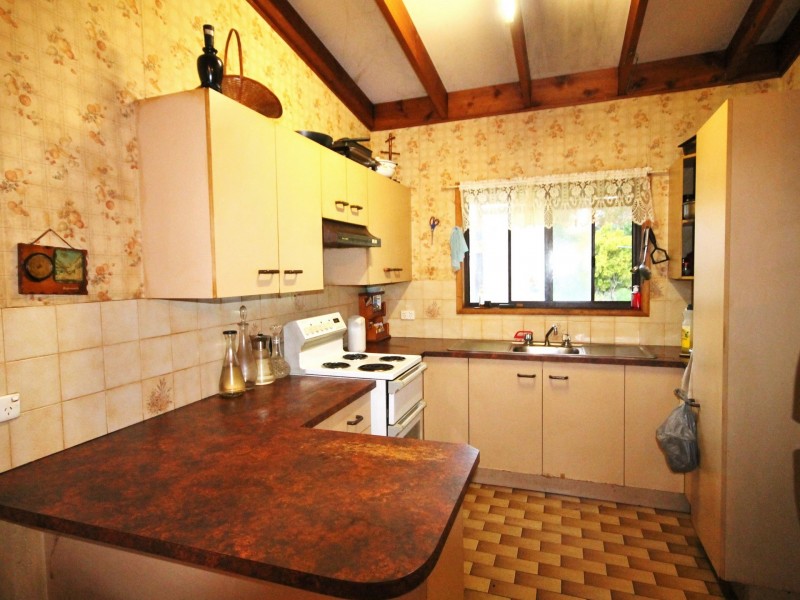 10 Tibbles Avenue, Old Erowal Bay NSW 2540