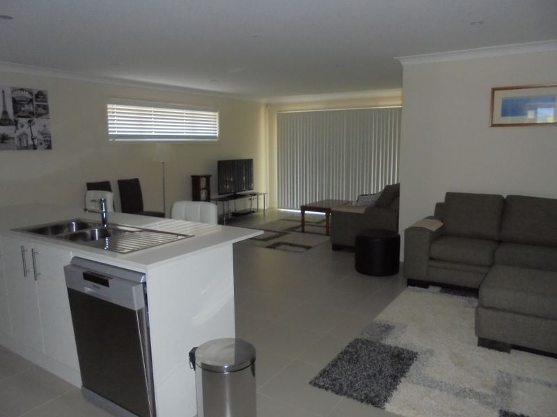 13 TRANSOM ST, Vincentia NSW 2540