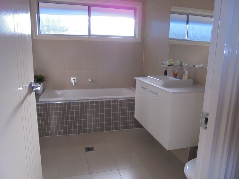 13 TRANSOM ST, Vincentia NSW 2540