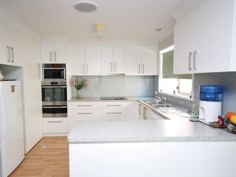 33 Ridgelands Drive, Sanctuary Point NSW 2540