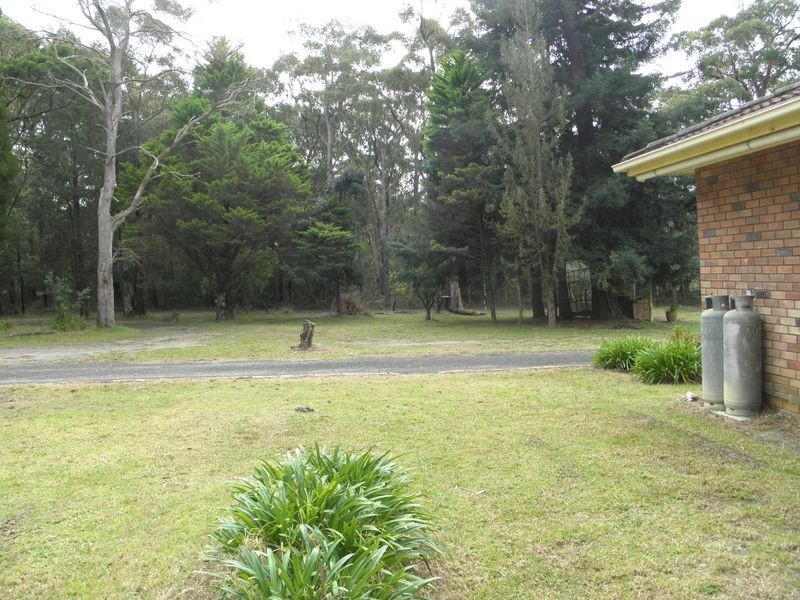 17 HART STREET, Falls Creek NSW 2540