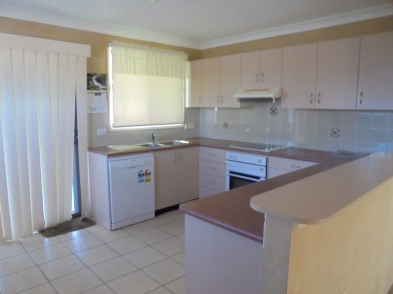 5 VICKERY AVE, Sanctuary Point NSW 2540