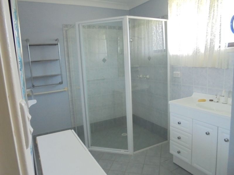 5 VICKERY AVE, Sanctuary Point NSW 2540