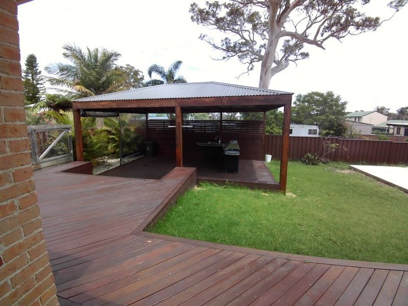 5 Dunisla Street, Sanctuary Point NSW 2540