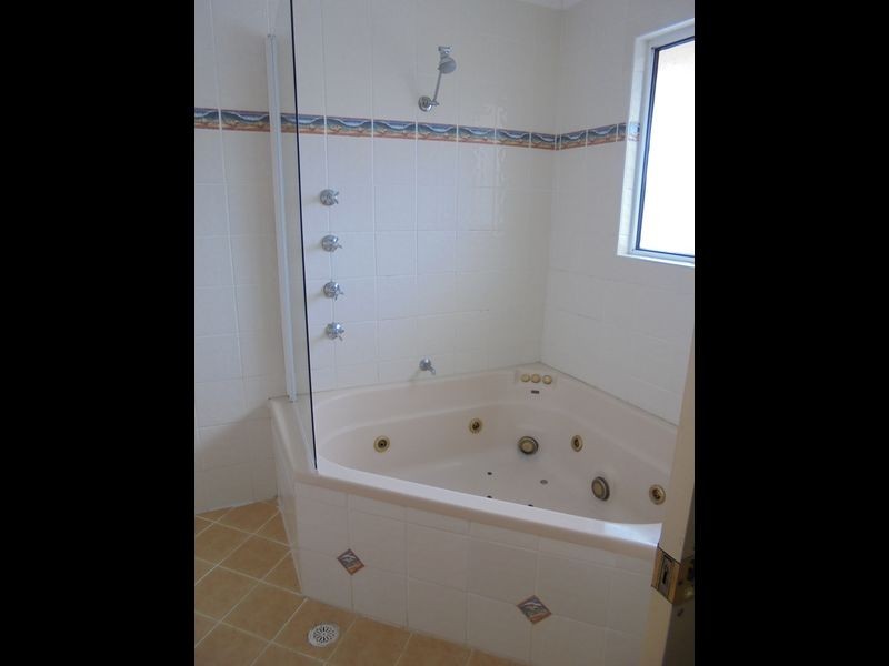 7 PLATYPUS ST, Sanctuary Point NSW 2540