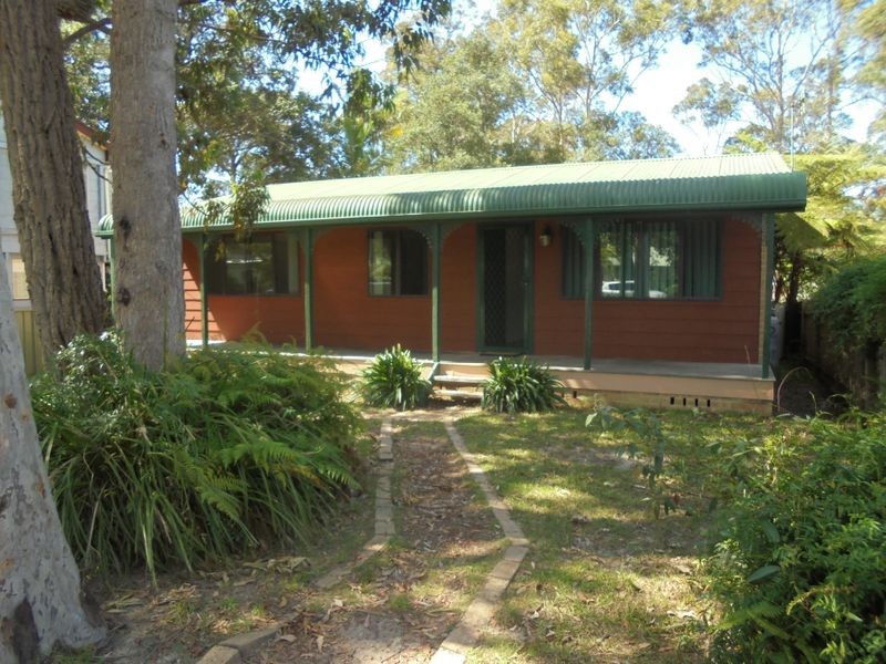 38 ROBERTS ST, Old Erowal Bay NSW 2540