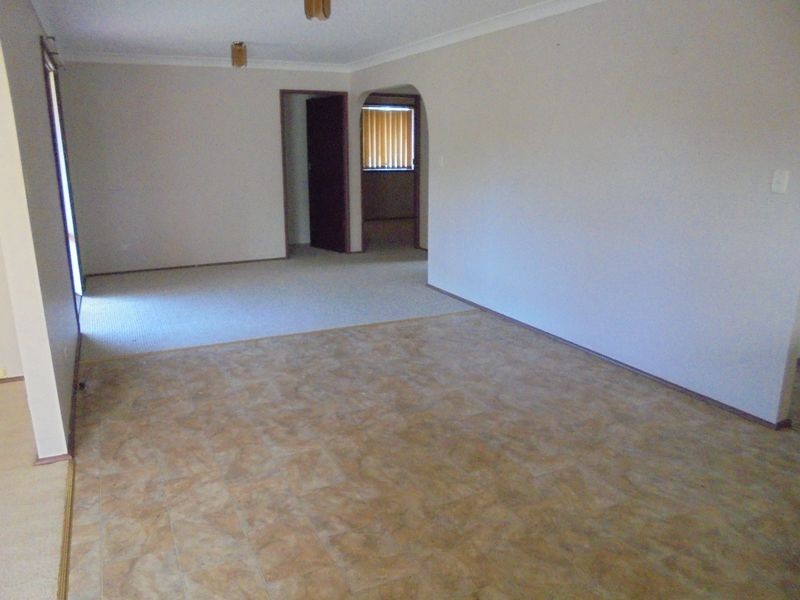 3 ROULSTON CRES, Sanctuary Point NSW 2540