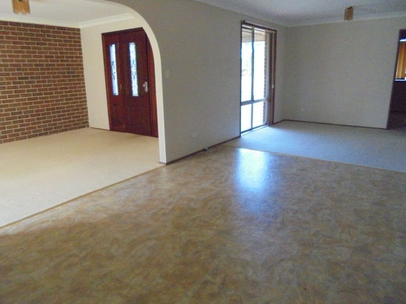 3 ROULSTON CRES, Sanctuary Point NSW 2540