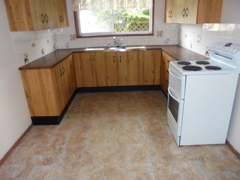 3 ROULSTON CRES, Sanctuary Point NSW 2540