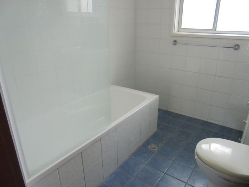 3 ROULSTON CRES, Sanctuary Point NSW 2540