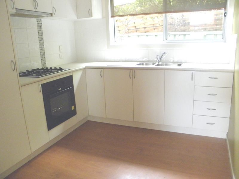 7 Mathie Street, Basin View NSW 2540