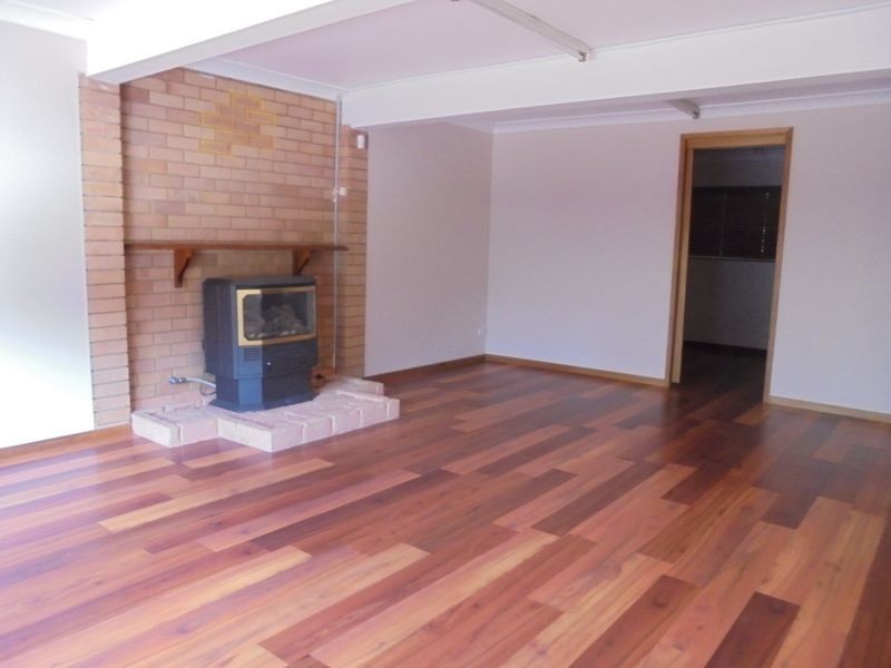 16 Rauch Close, St Georges Basin NSW 2540