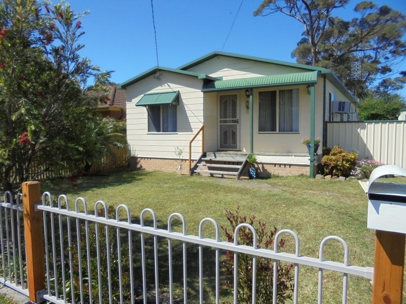 18 ROULSTONE CRES, Sanctuary Point NSW 2540