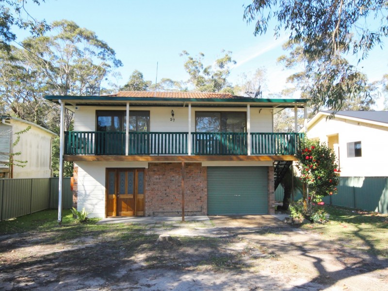 37 Roulstone Crescent, Sanctuary Point NSW 2540