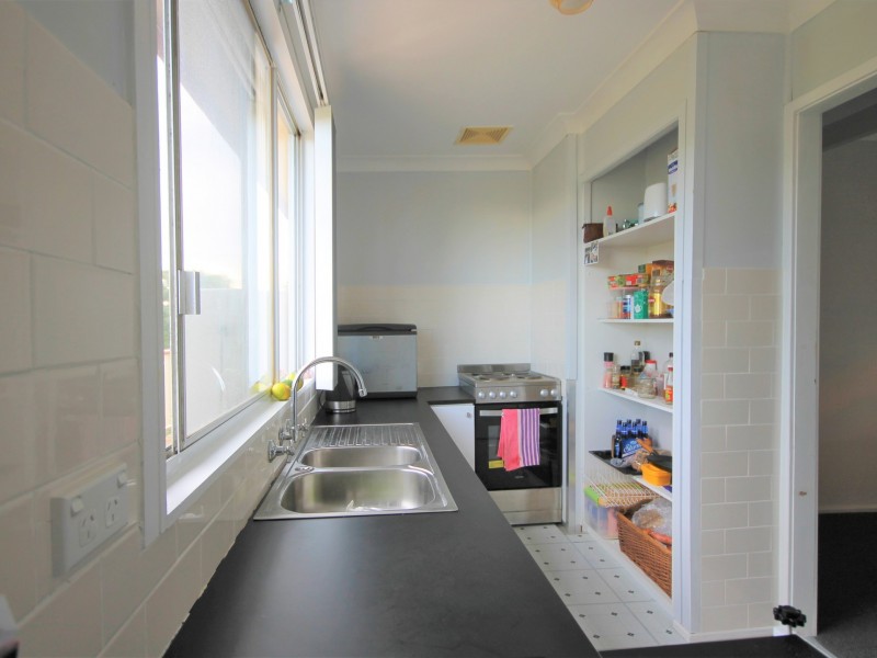 18 Audrey Avenue, Basin View NSW 2540