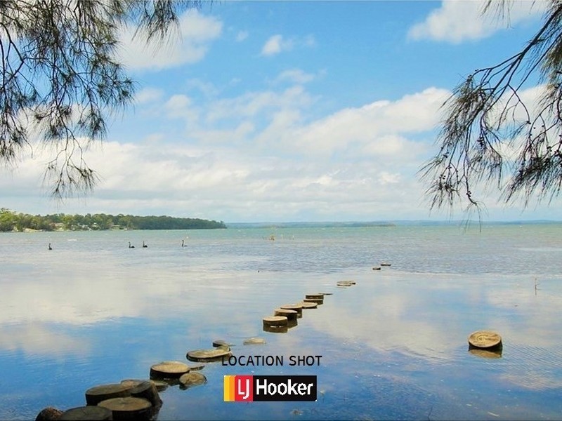 18 Audrey Avenue, Basin View NSW 2540