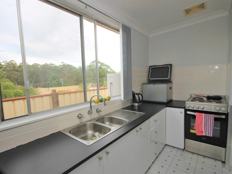 18 Audrey Avenue, Basin View NSW 2540