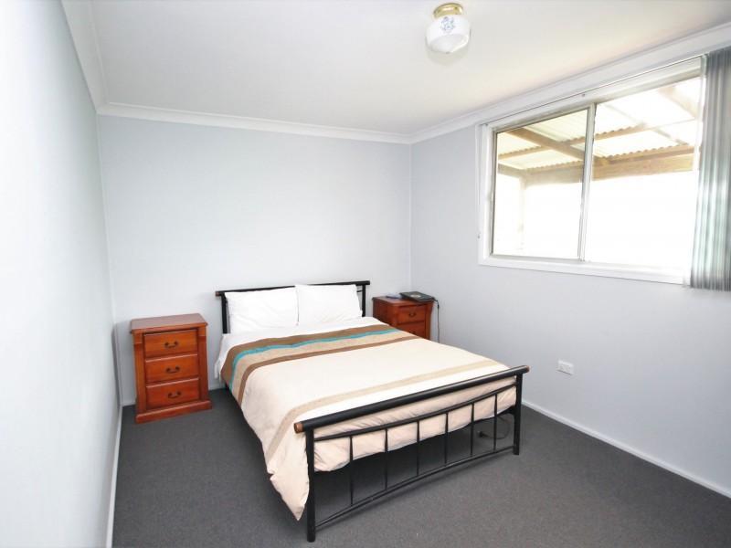 18 Audrey Avenue, Basin View NSW 2540